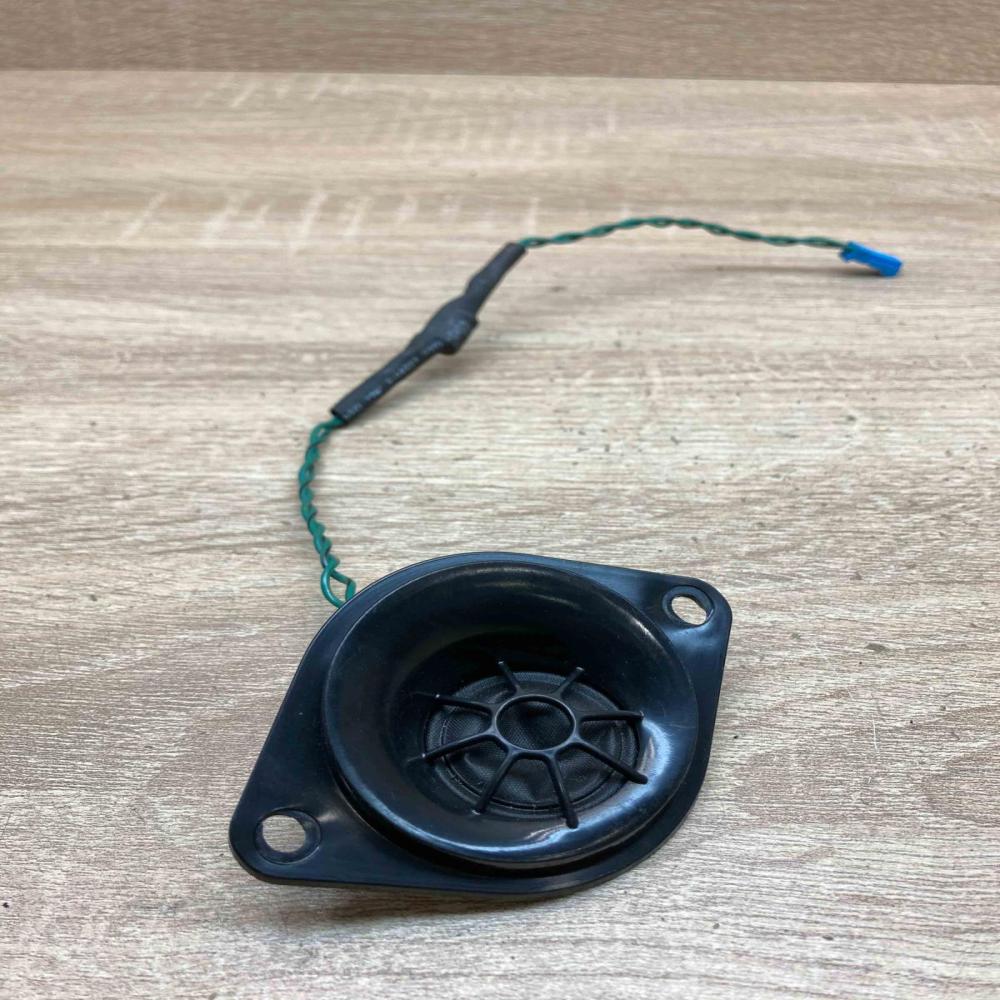 9175696 25000017  Front door high frequency speaker BMW 5 F10 F11
