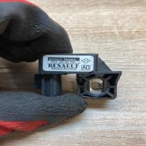 8200236286B 601298200  Airbag deployment crash/impact sensor Renault Megane II
