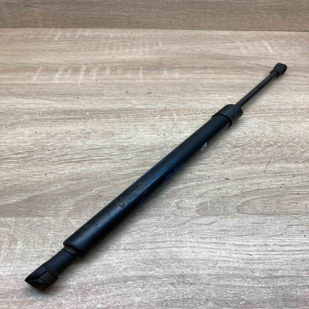 7060623 7060623 07  Tailgate/trunk strut/damper BMW 3 E90 E91
