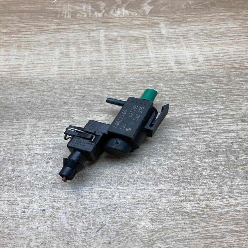 7516375 70012300  Turbo solenoid valve BMW 7 E65 E66