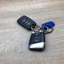 490RMB03   Ignition key/card Volkswagen PASSAT B8