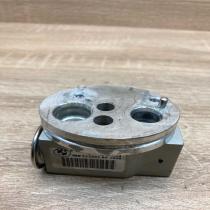 9159803   Air conditioning (A/C) expansion valve BMW 7 F01 F02 F03 F04