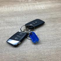 490RMB03   Ignition key/card Volkswagen PASSAT B8