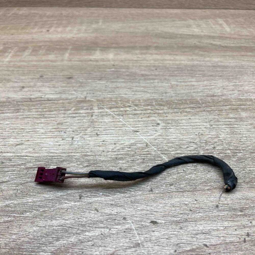 8377070 1355620 4  Plug wire BMW X5 F15