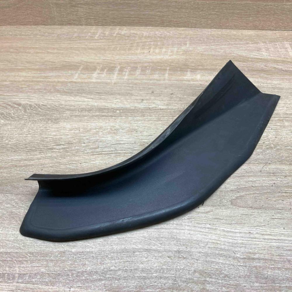7204375 20409410  Rear/tail light trim molding BMW 5 F10 F11