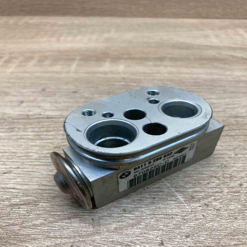 9289832 T89266A  Air conditioning (A/C) expansion valve BMW 3 F30 F35 F31