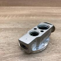 9159803   Air conditioning (A/C) expansion valve BMW 7 F01 F02 F03 F04