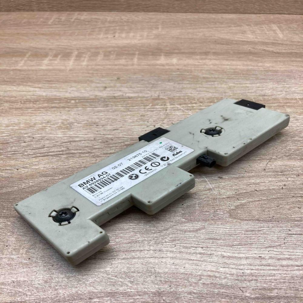 6928934 213675 10  Aerial antenna amplifier BMW 3 E90 E91