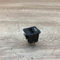 9237656 9237656 01  USB socket connector BMW X3 F25