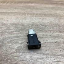 9237656 9237656 01  USB socket connector BMW X3 F25
