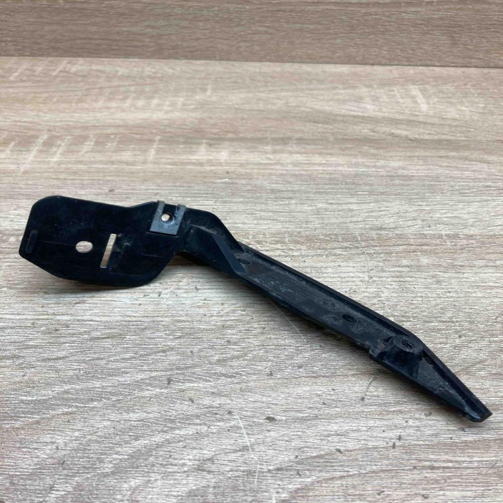 7053448 Right Side  Other body part BMW 3 E90 E91