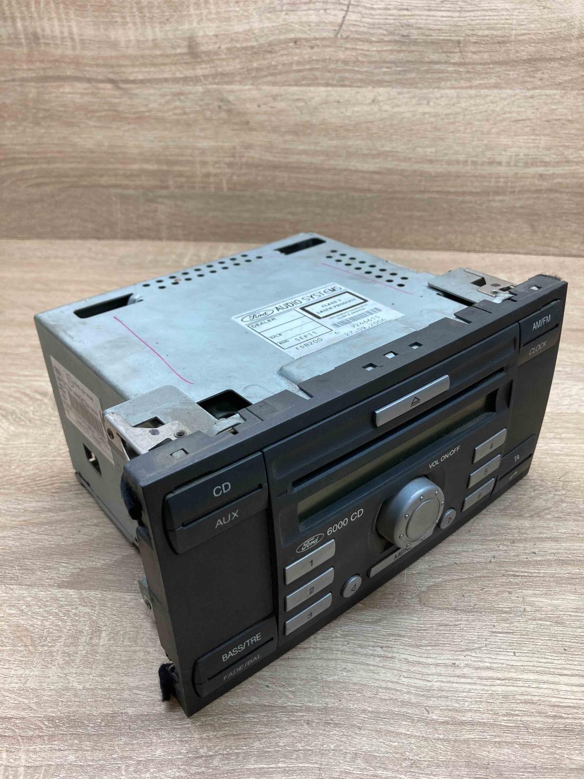 6S61 18C815 AG   Radio/CD/DVD/GPS head unit Ford Focus C-MAX