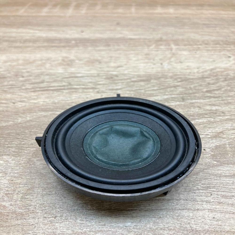 9151127   Panel speaker BMW X5 F15
