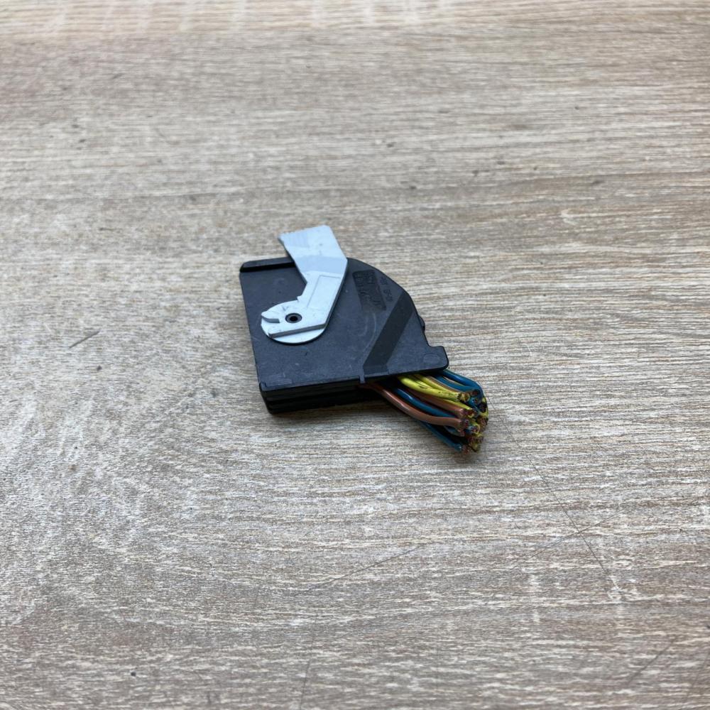 6913630   Plug wire BMW 5 F10 F11