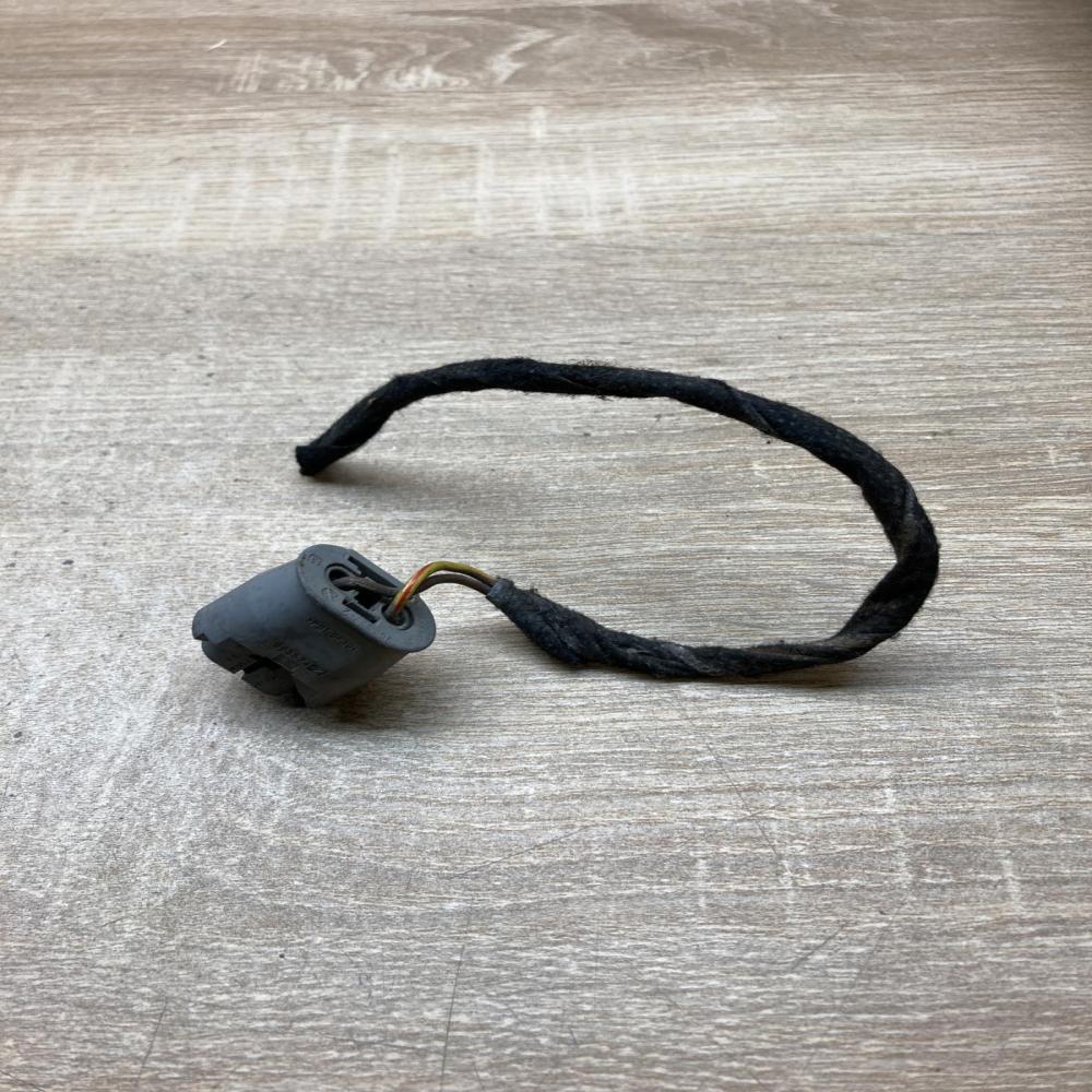 967327 965574  Plug wire BMW X5 E53