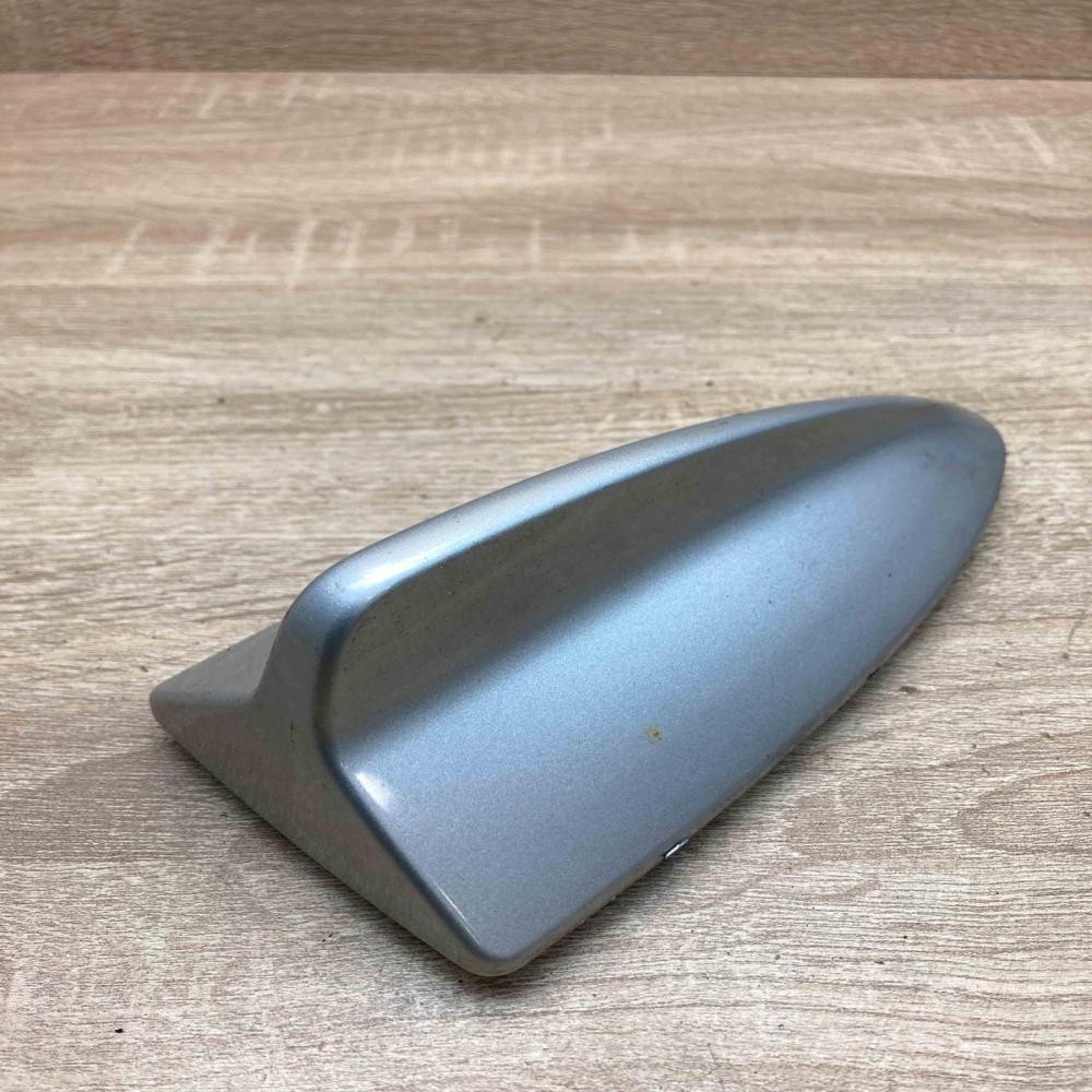 6982664 018639  Roof (GPS) antenna cover BMW X5 E70