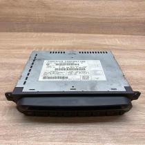 P05064003AE   CD/DVD changer Chrysler Voyager