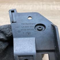 1J1823633   Engine bonnet (hood) release handle Skoda Fabia Mk2 (5J)