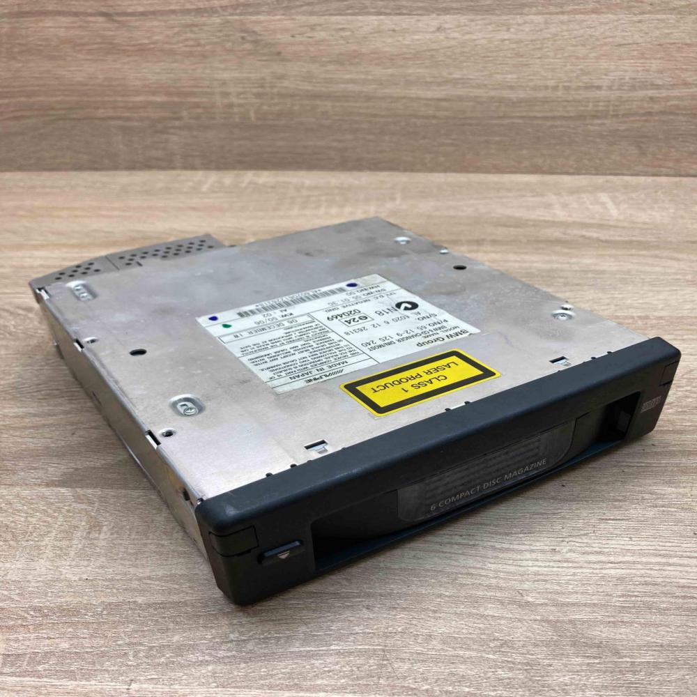 9125240   CD/DVD changer BMW 5 E60 E61