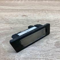 001318 E8  Number plate light Ford C-MAX I