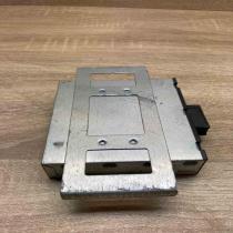 9113348 8ES009479 00  Voltage converter/converter module BMW 3 E92 E93