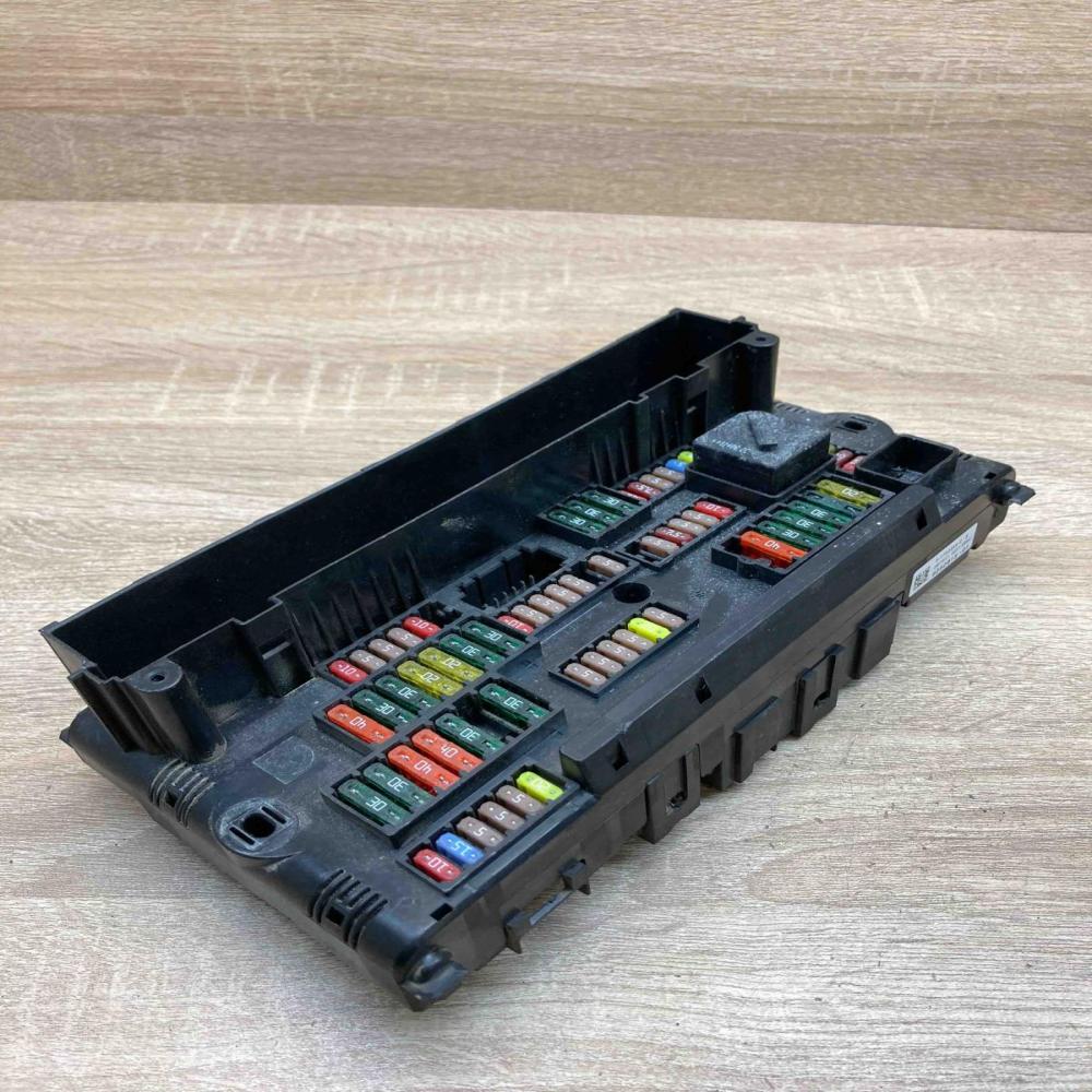 9252815 9252815 01  Fuse module BMW 5 F10 F11
