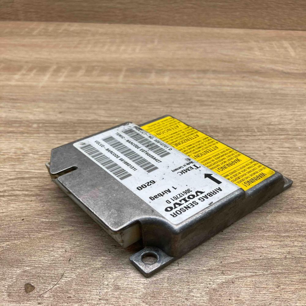 30612701D   Airbag control unit/module Volvo S70  V70  V70 XC