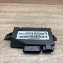 P04686687AP   Comfort/convenience module Chrysler Voyager