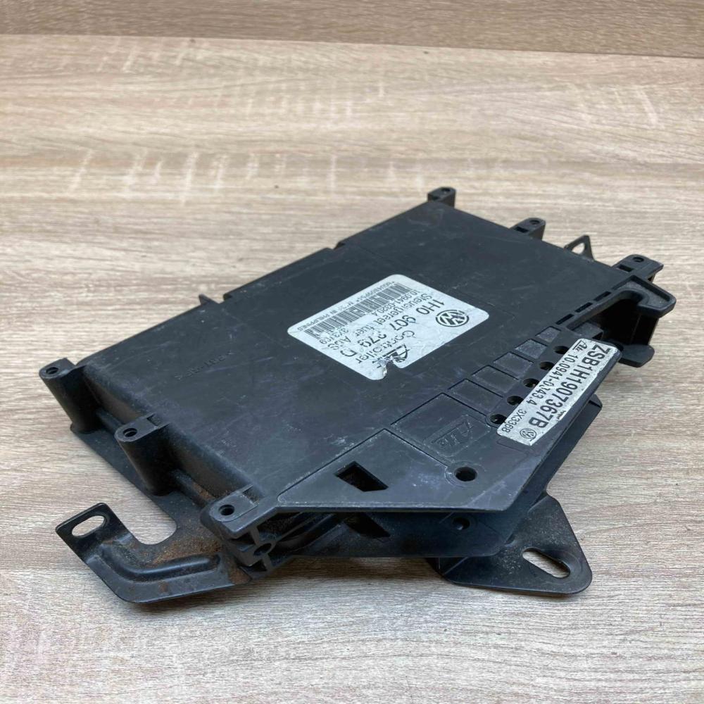 1H0907379D   ABS control unit/module Volkswagen Golf III
