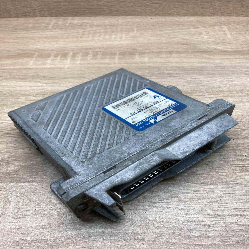 7700867275 7700102792  Engine control unit/module ECU Renault Megane I