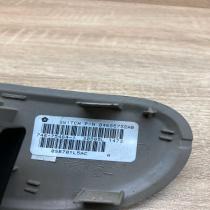 04685732AB   Electric window control switch Chrysler Voyager