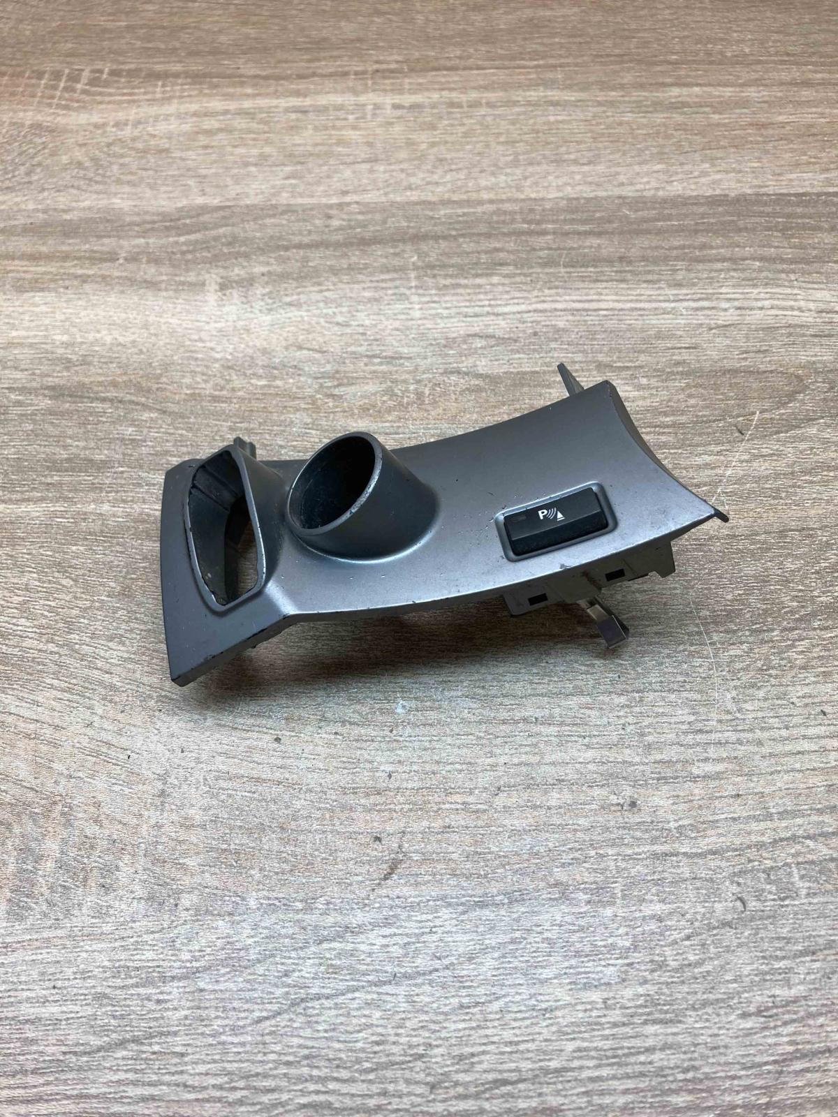 6942023   Parking (PDC) sensor switch BMW 7 E65 E66