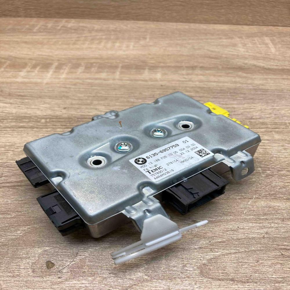 6957759   Door control unit/module BMW 5 E60 E61