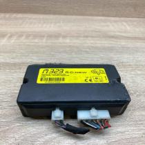 V31295 M323 With Plug Other control units/modules Audi A4 S4 B5 8D