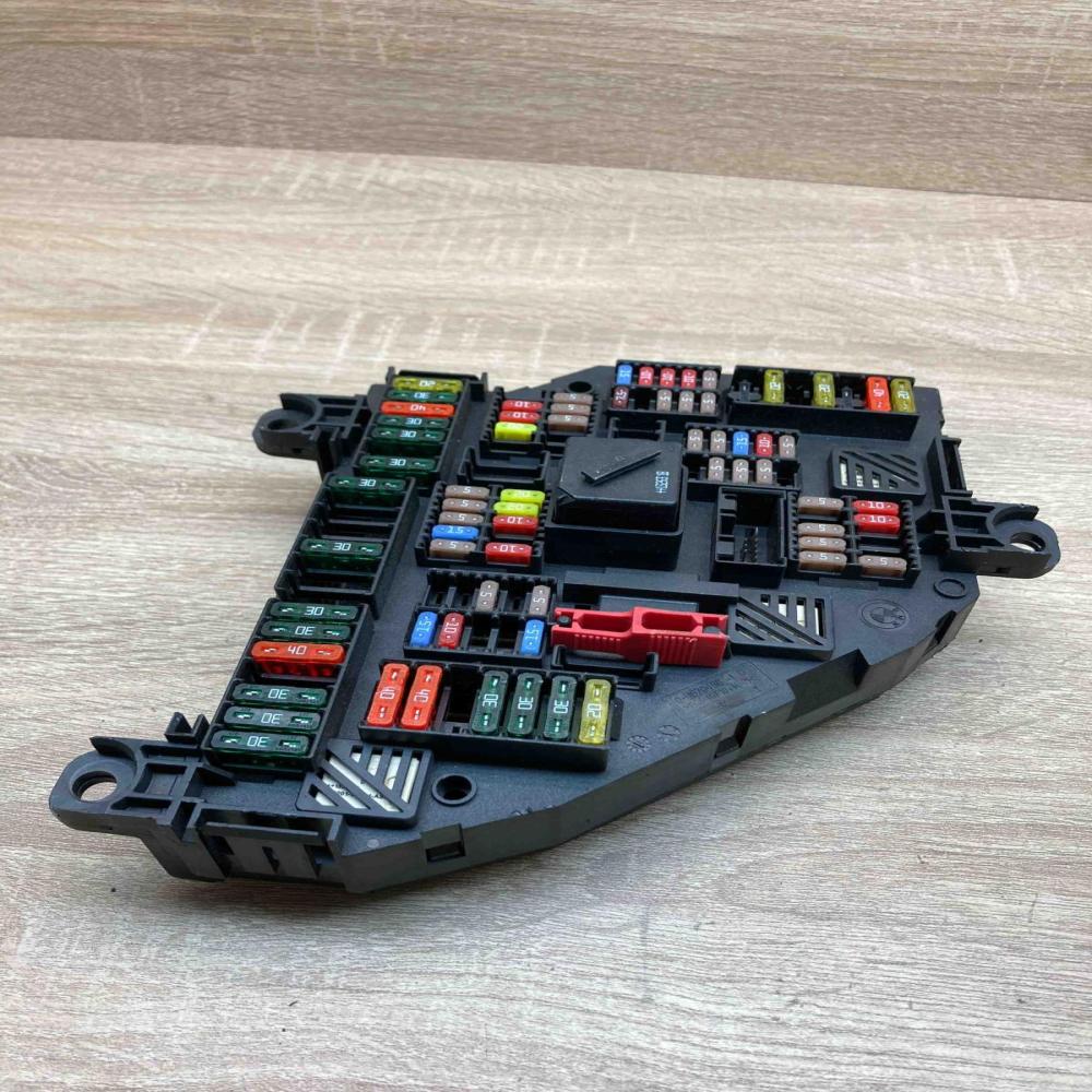 9264924 9264924 01  Fuse module BMW 5 GT F07