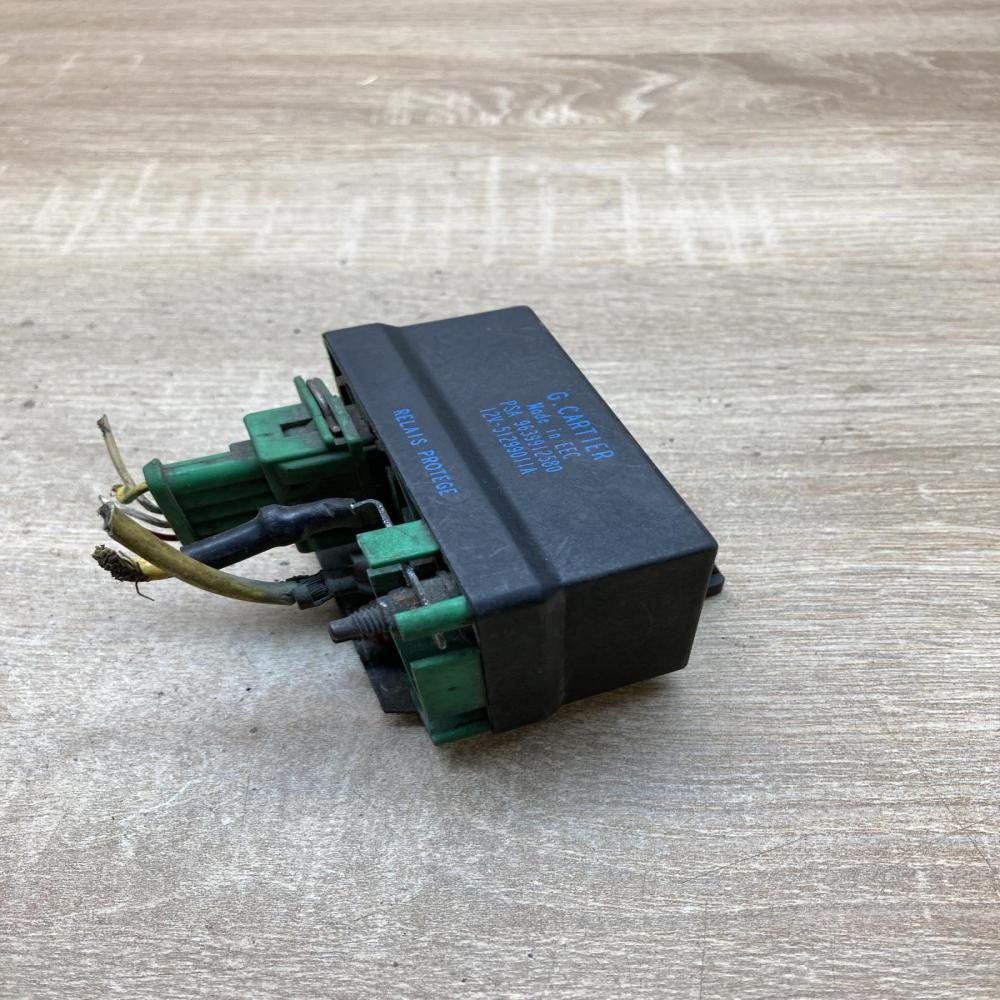 9639912580 51299011A  Glow plug pre-heat relay Peugeot 307