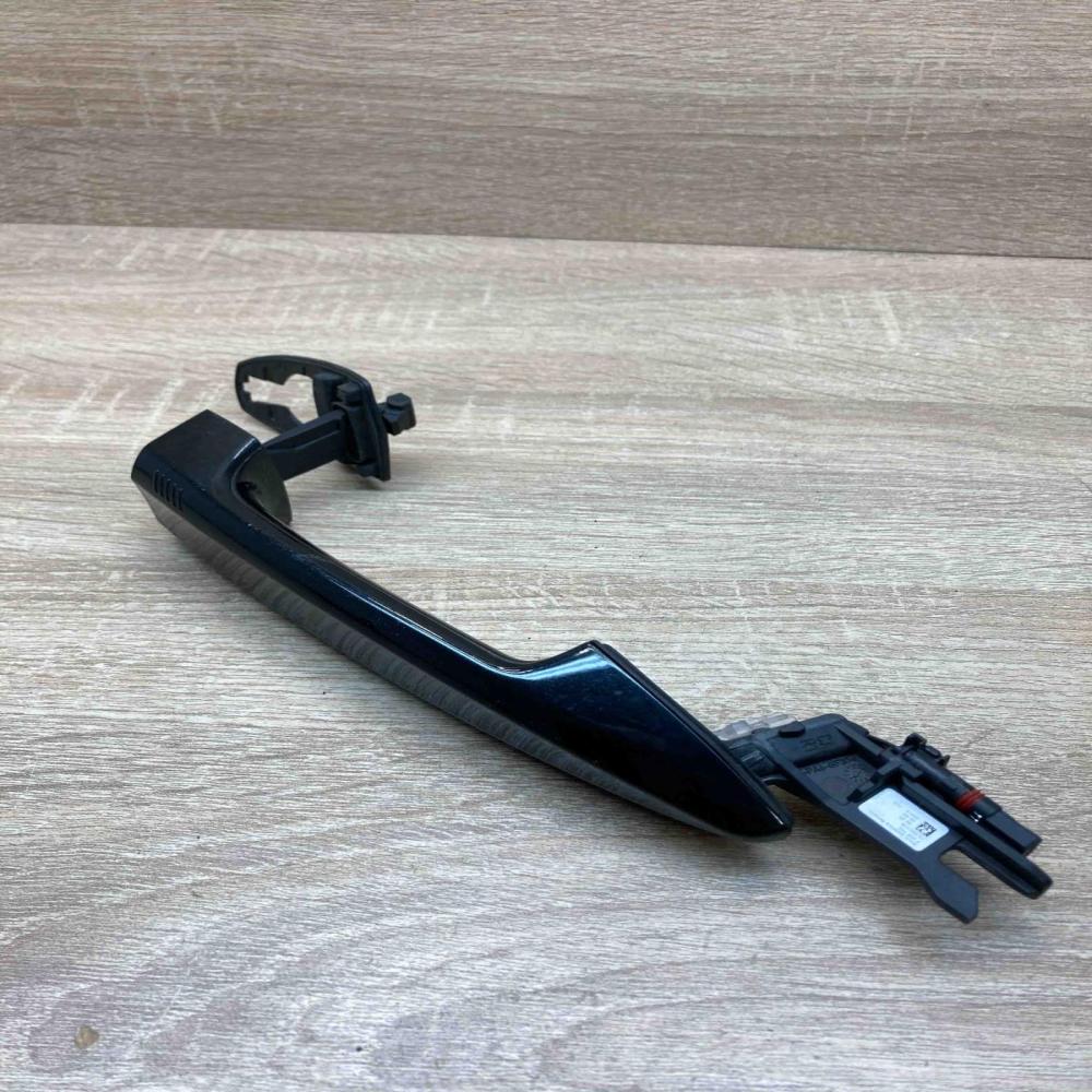 7348742  Keyless Go Front door exterior handle BMW X5 F15