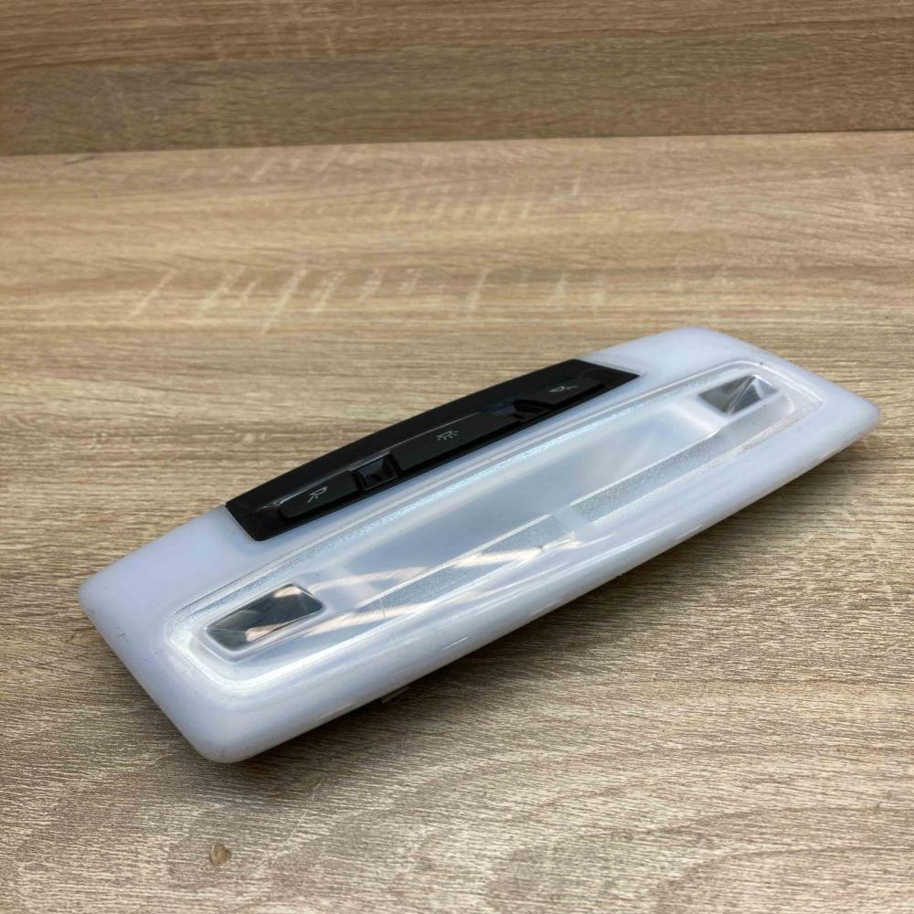 179349 00   Front seat light BMW 3 F30 F35 F31