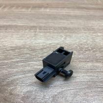 c 14A2C1B2  Airbag deployment crash/impact sensor Opel Zafira C
