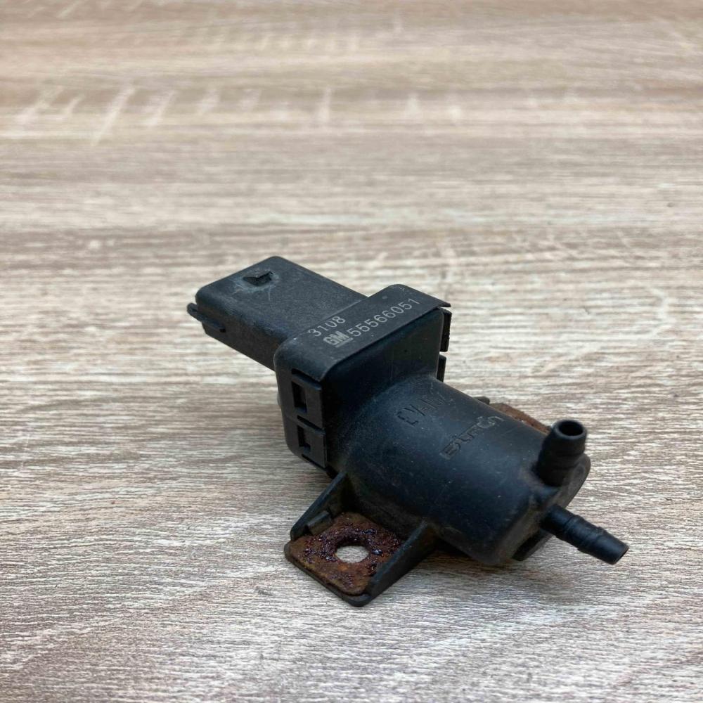 55566051 3108  Turbo solenoid valve Opel Insignia A