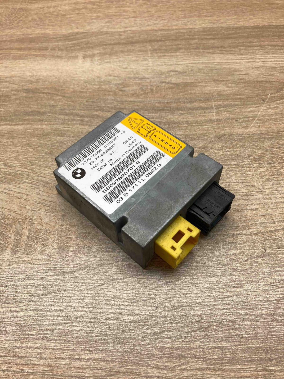 6928267   Airbag control unit/module BMW 7 E65 E66