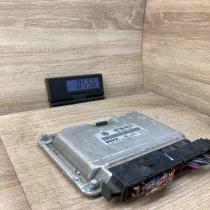 038906012FN 0281010686  Engine control unit/module ECU Seat Leon (1M)