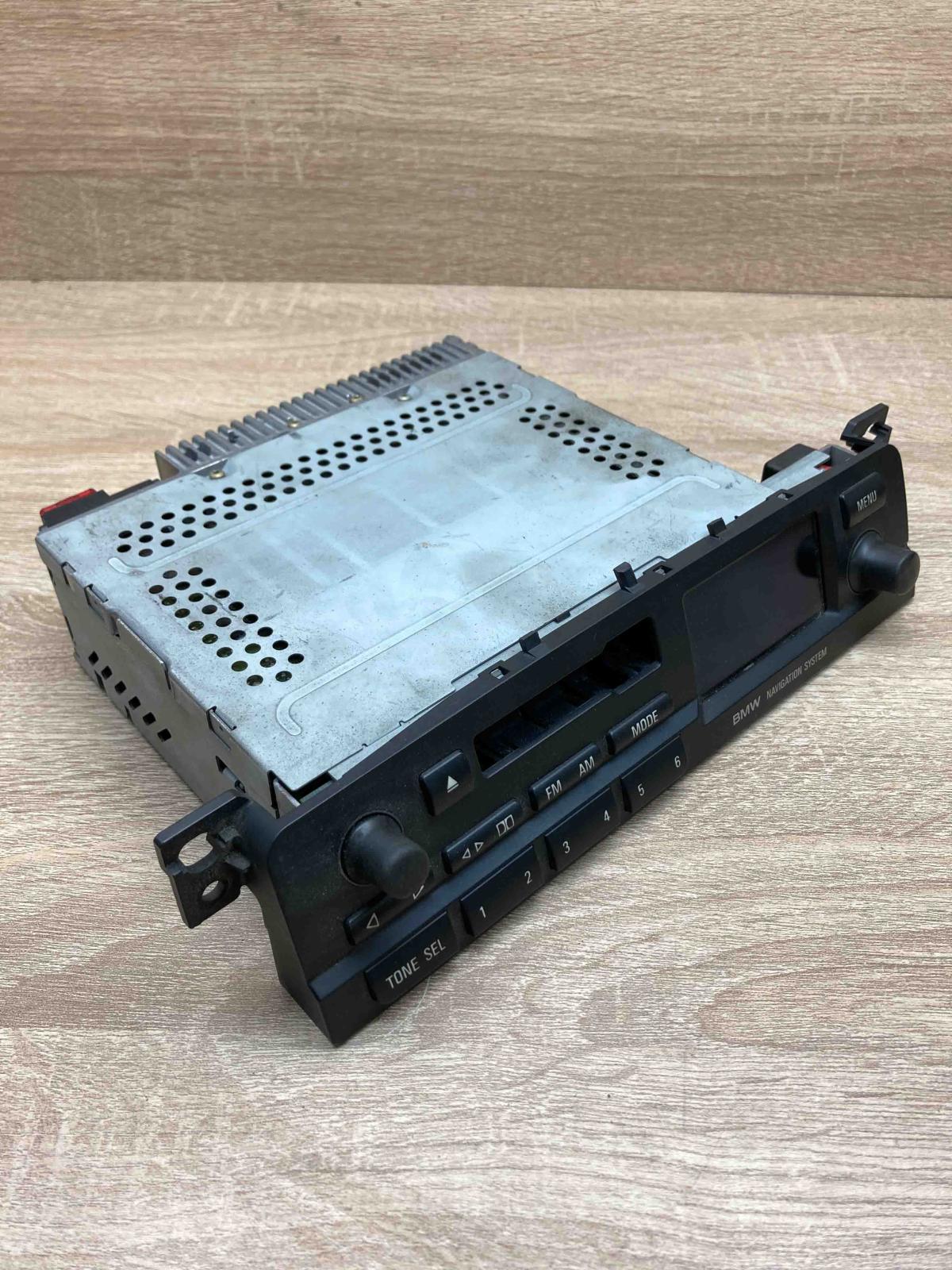 6910475  Navigation System Radio/CD/DVD/GPS head unit BMW 3 E46