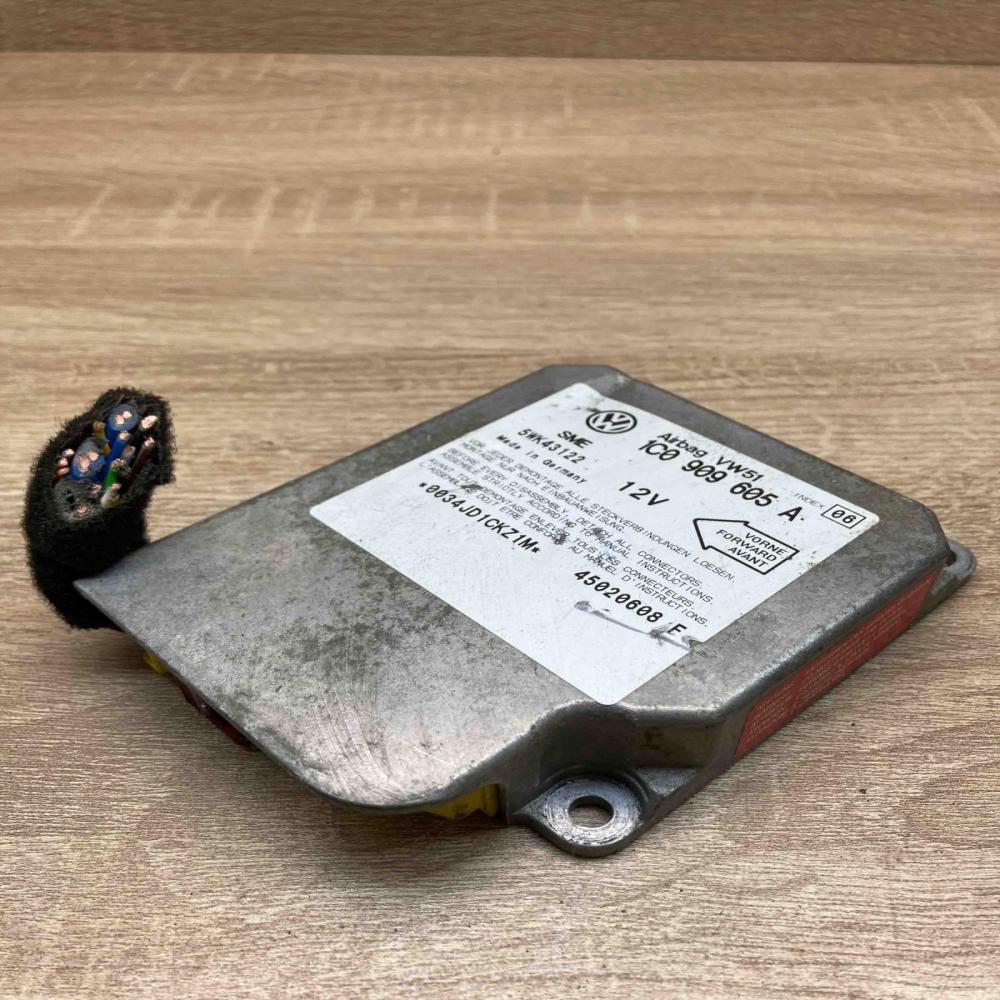 1C0909605A 5WK43122 With Plug Airbag control unit/module Volkswagen Golf IV