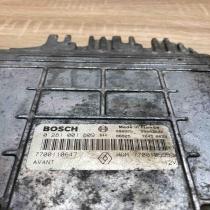 HOM7700105953 0281001809  Engine control unit/module ECU Renault Scenic I