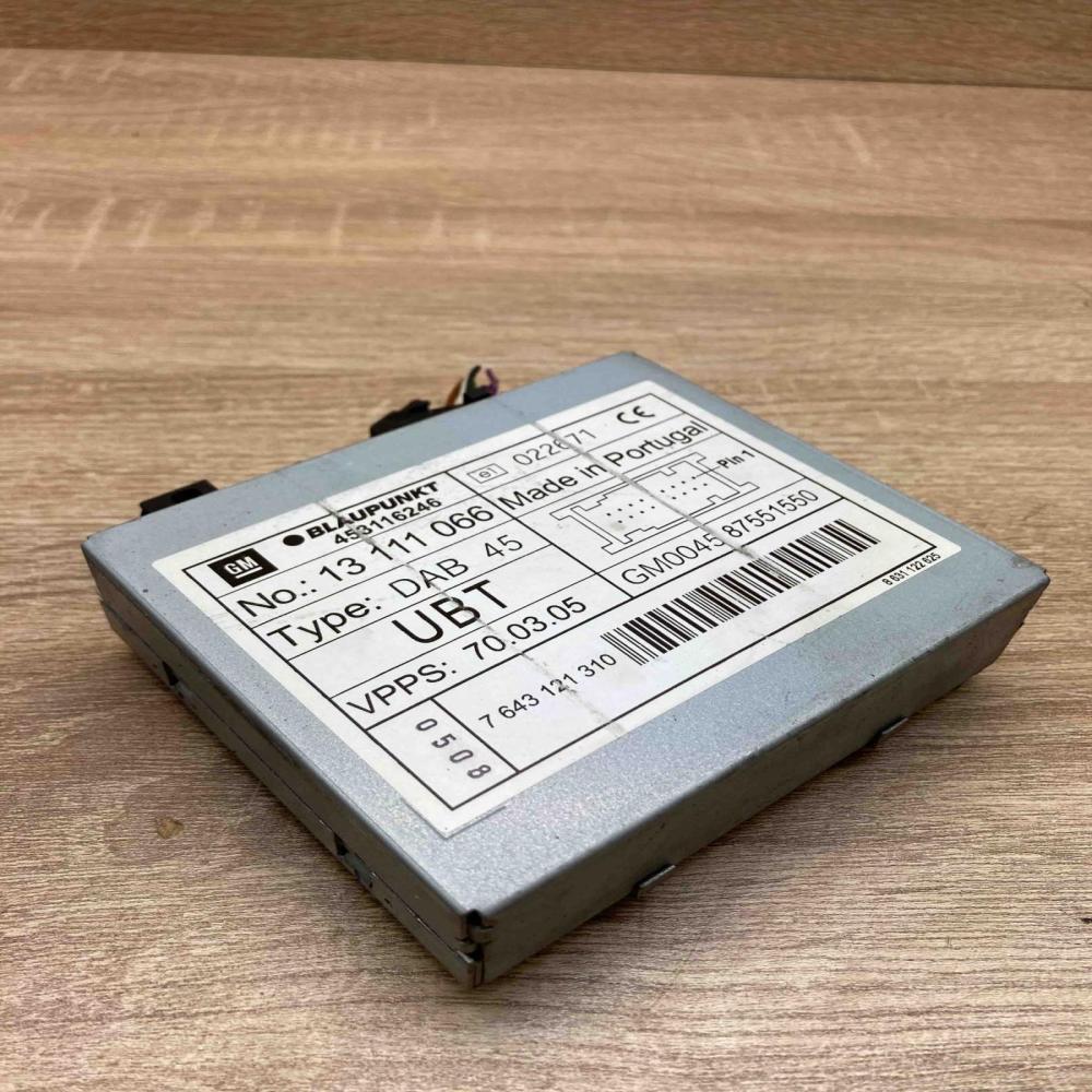 13111066 453116246  Antenna control unit Opel Vectra C