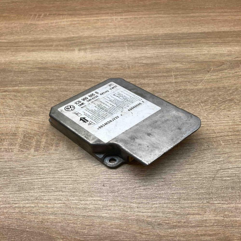1C0909605B 5WK43124  Airbag control unit/module Volkswagen PASSAT B5.5