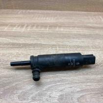 8377613 Main  Headlight washer pump BMW 7 E65 E66