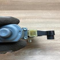 5Q0959801B   Front door window regulator motor Seat Leon (5F)