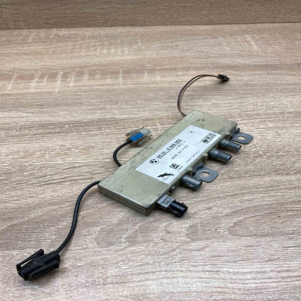 6906082   Aerial antenna amplifier BMW 5 E39